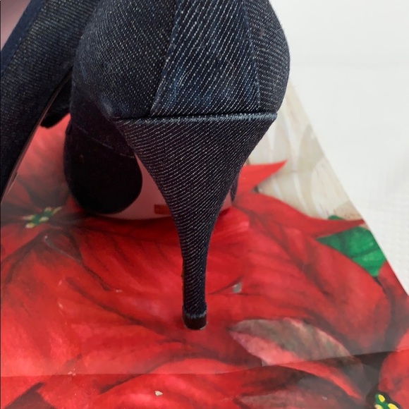 Valentino Denim Pumps - Picture 4 of 5